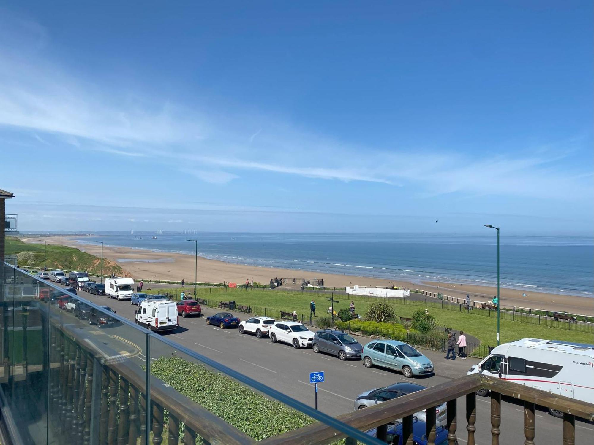 Captain'S Deck Beach Balcony Perfectlysaltburn Buitenkant foto