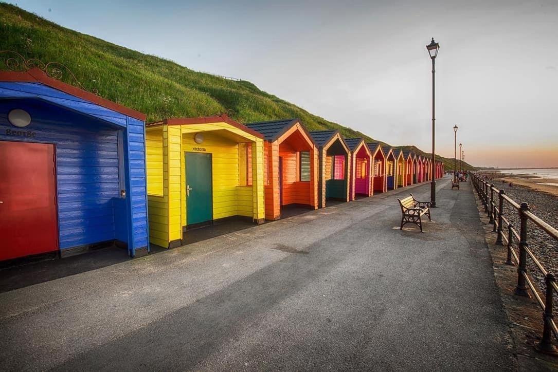 Captain'S Deck Beach Balcony Perfectlysaltburn Buitenkant foto